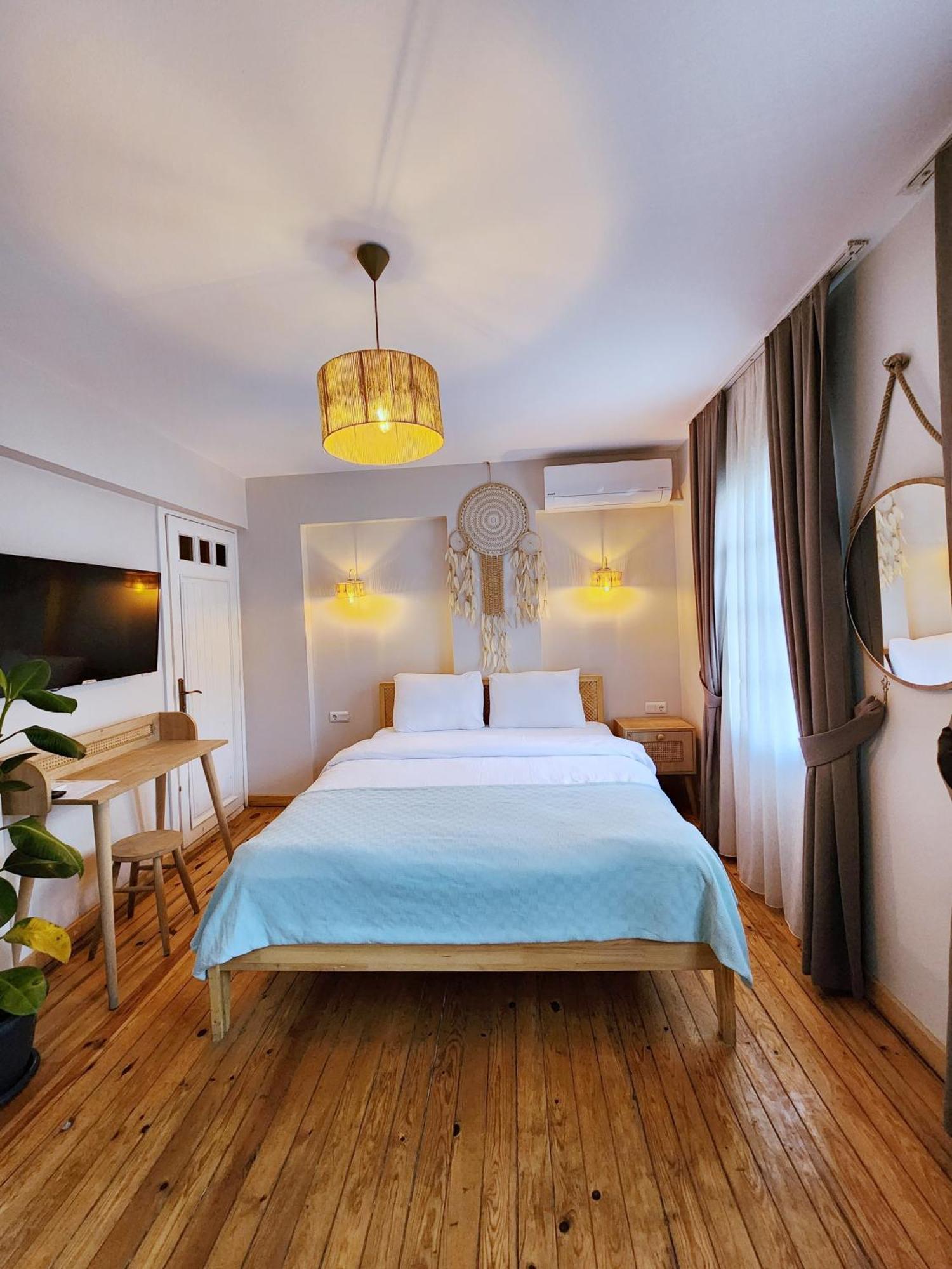 Aya Butik Otel Adalar Exterior foto